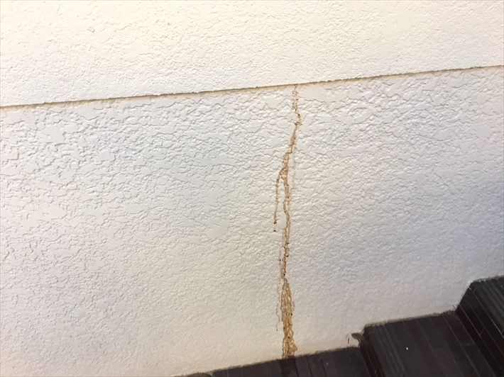 立川市柴崎町にて外壁からの雨漏り調査、原因がはっきりしない場合には散水試験（税込33,000円から）がお勧めです